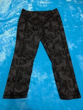 🦖 Black Dinosaur Print Athletic Leggings 🖤